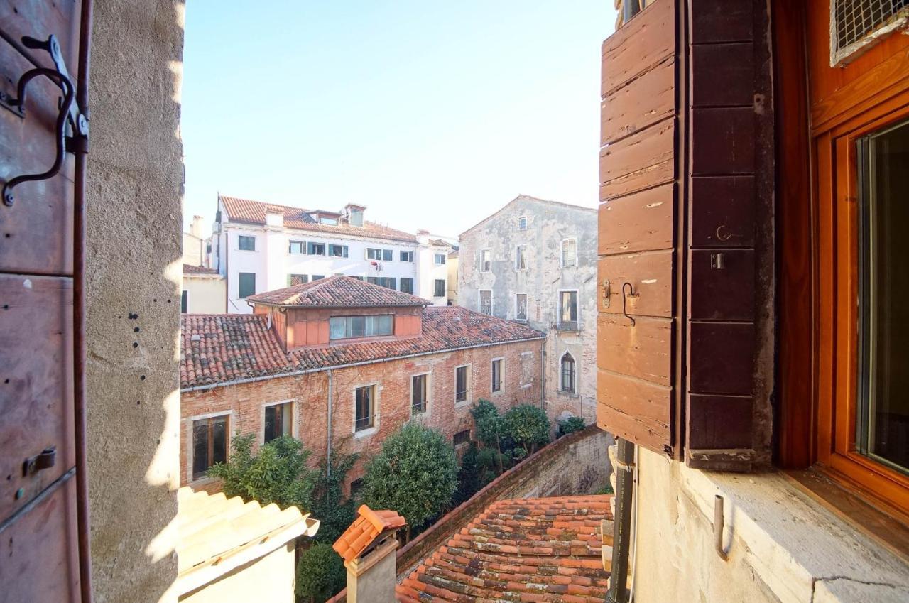 Ca' Circus 4 Rooms Wi-Fi Fibre Veneza Exterior foto